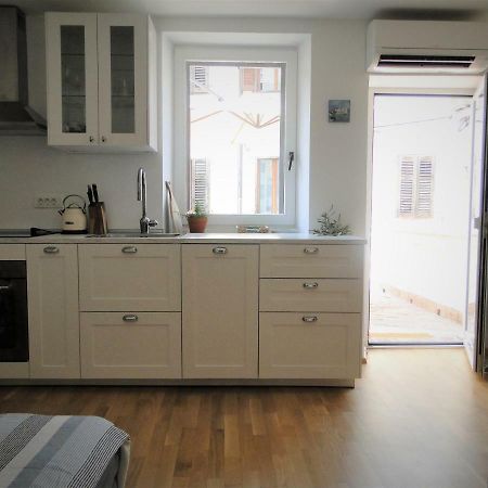 Apartma Na Terasi Izola Zewnętrze zdjęcie